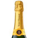 More veuve-clicqout-brut-magnum-neck.jpg